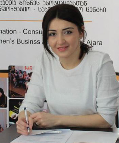 Natia Surmanidze